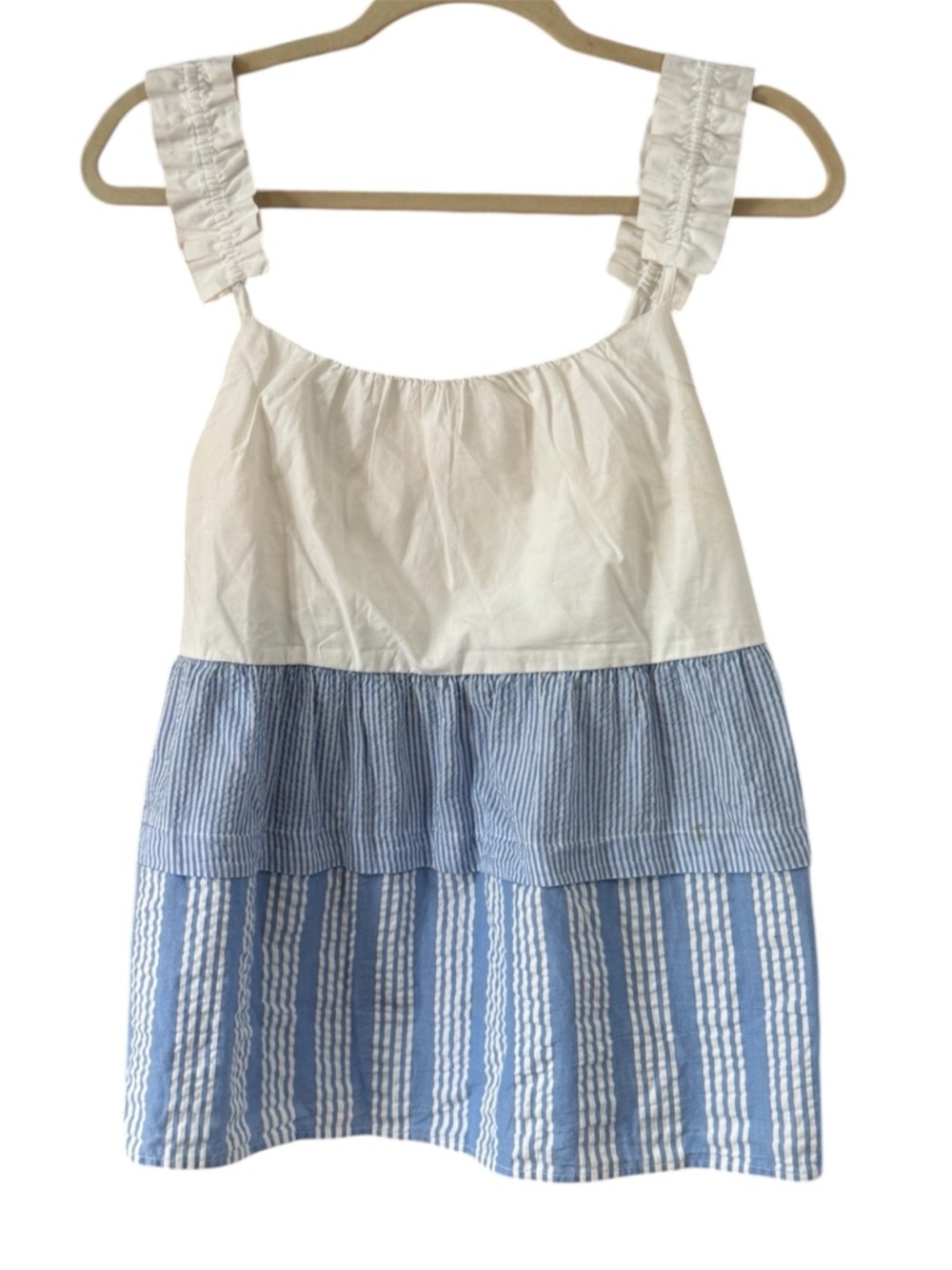 ▫️🔹crown & ivy White and Blue Striped Tiered Top🔹▫️